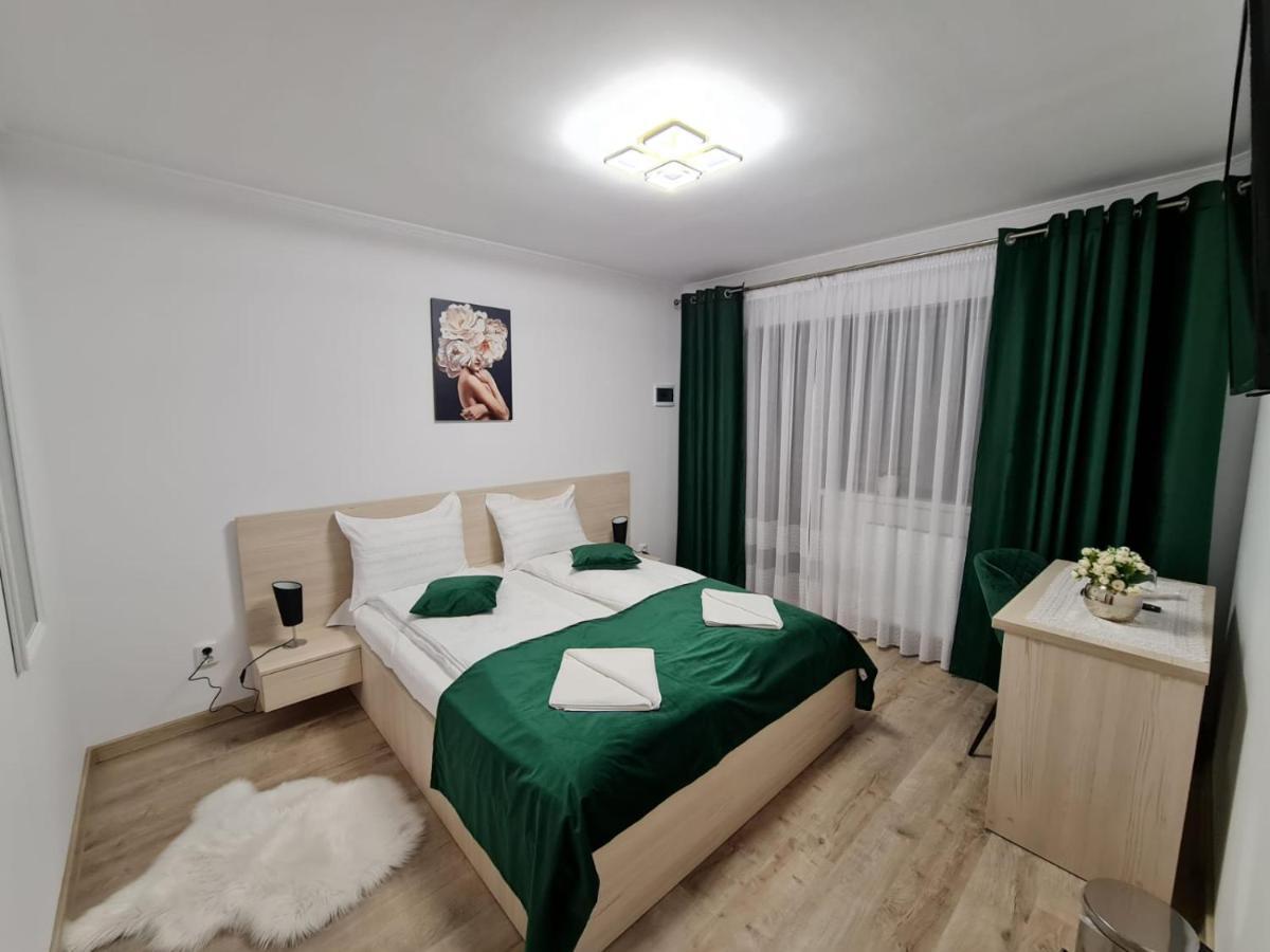 Splendid House Hotel Fagaras Exterior photo